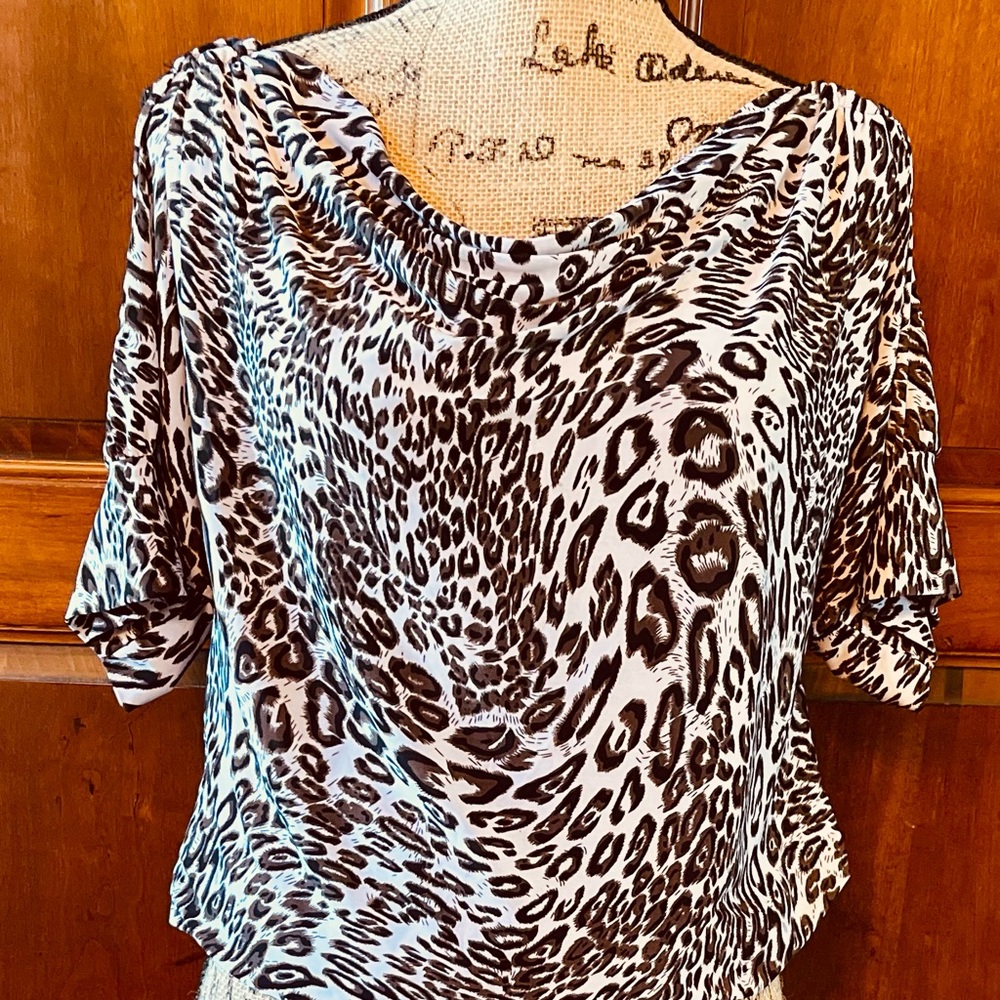 Isabella Rodriquez Medium Cheetah Print Cold Shoulder Brass Ring Banded Waist